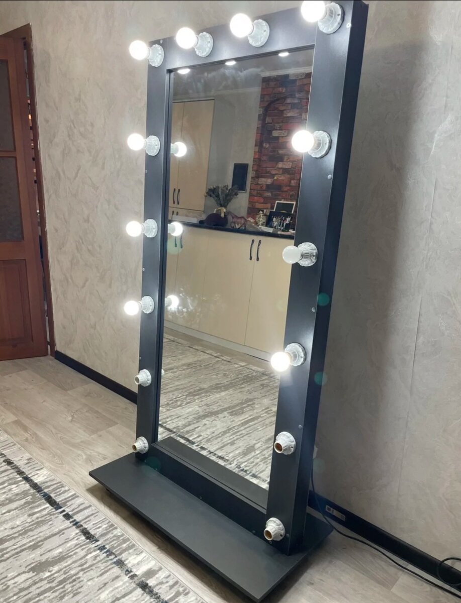 Зеркало со светом