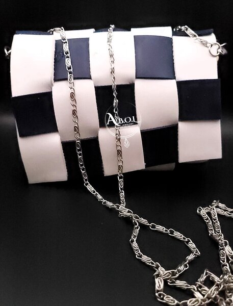 BLUE & WHITE Kids bag with big chain