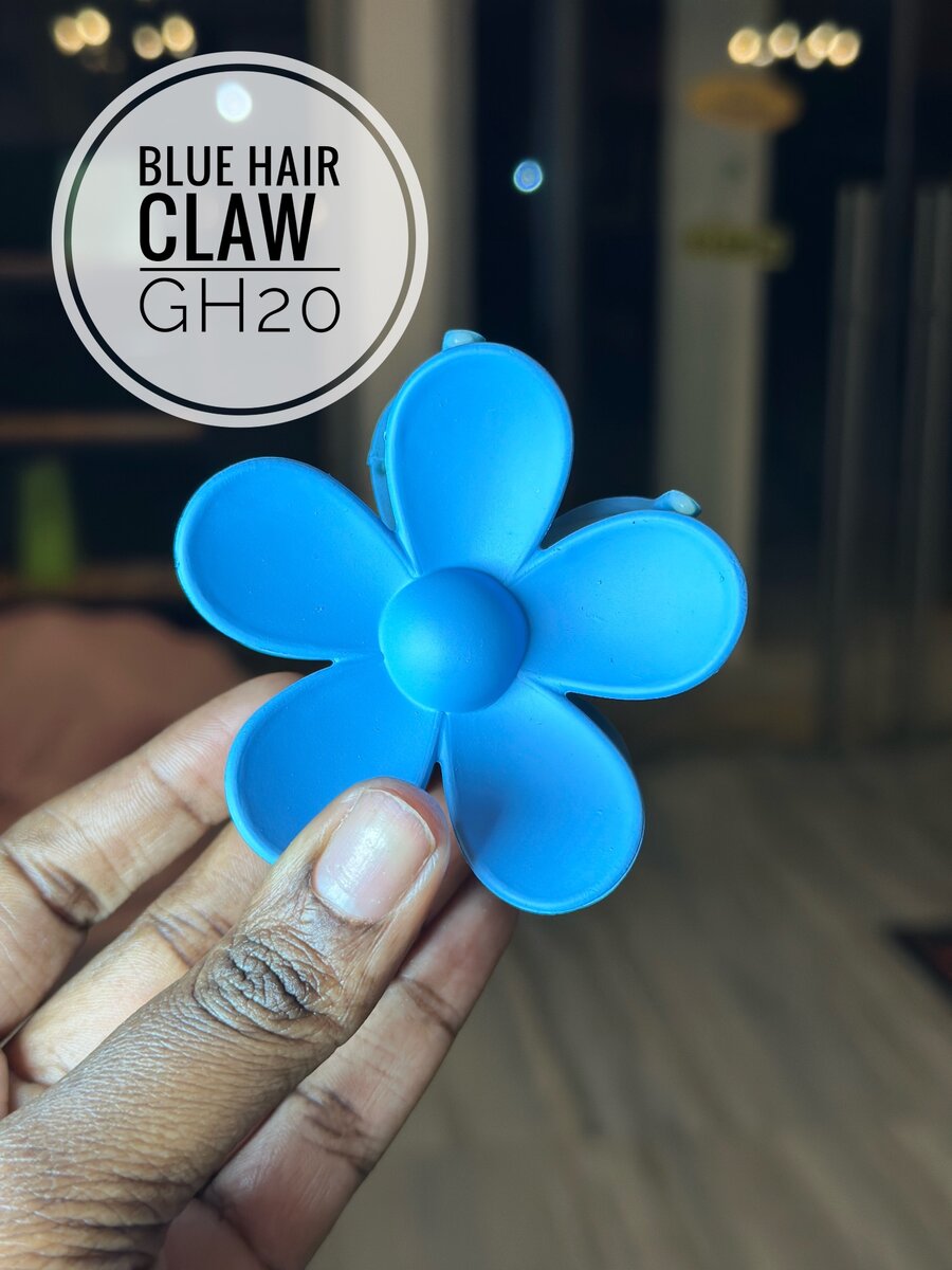 Blue hair claw