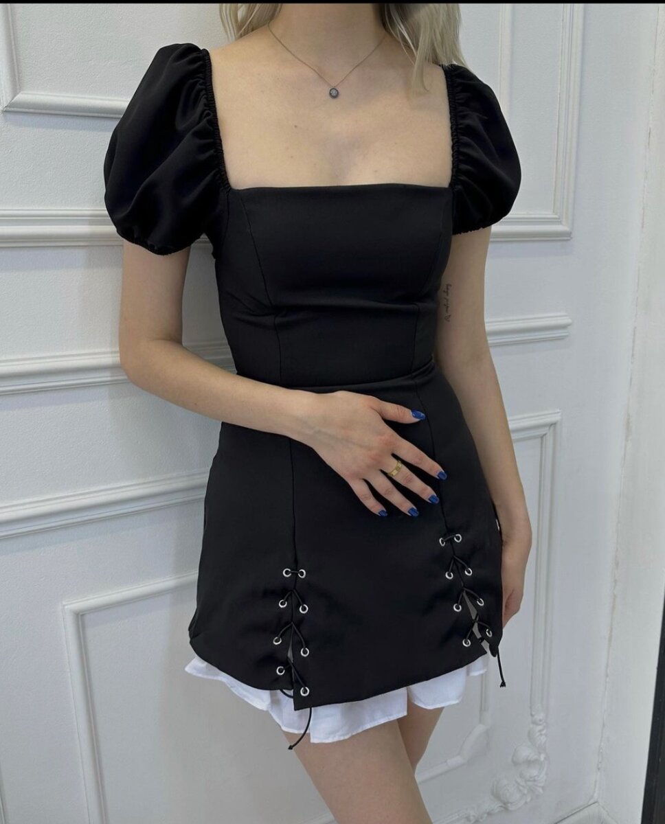 Платье с завязками, состояние новое, покупала за 2990