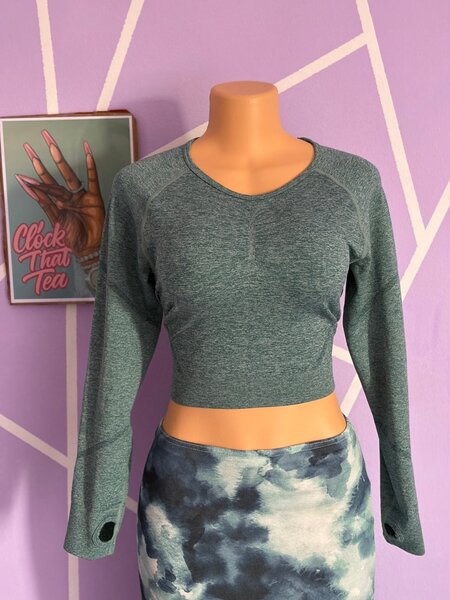 Top court manches longues femme