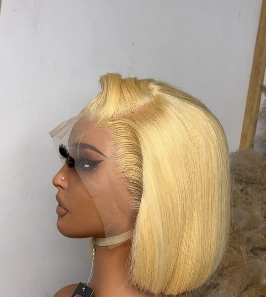 Coupe Carrée blonde