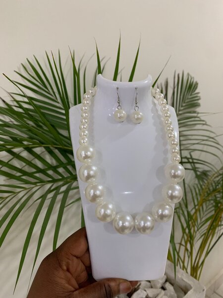Pearl Necklace