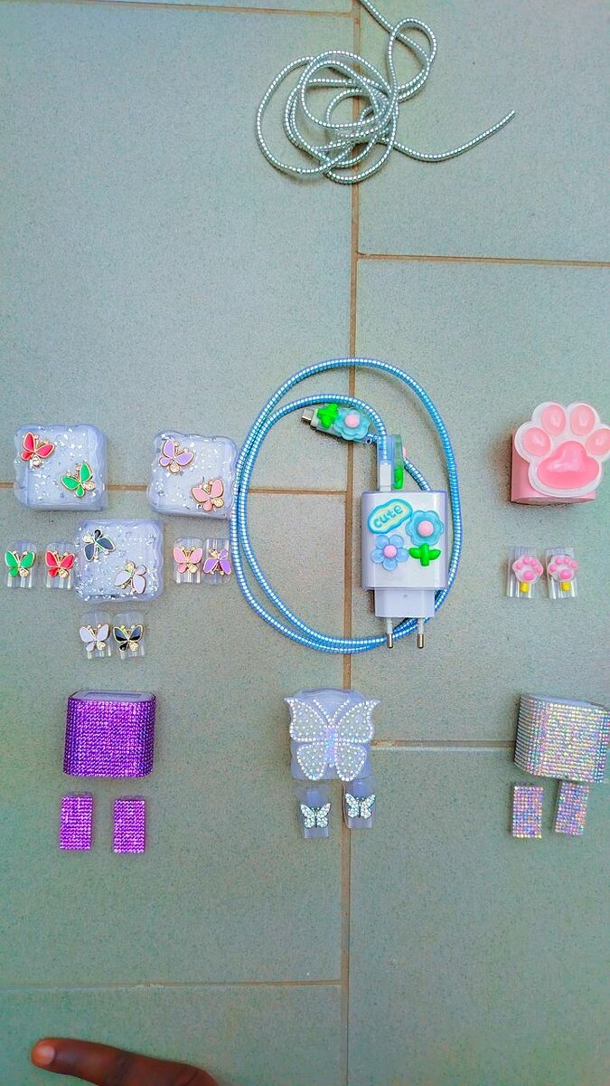 Câbles de recharge décorés mignons