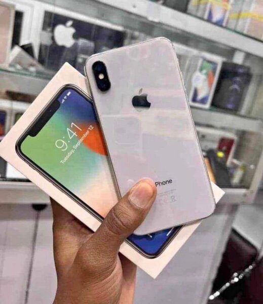iPhone X 64GB Argent