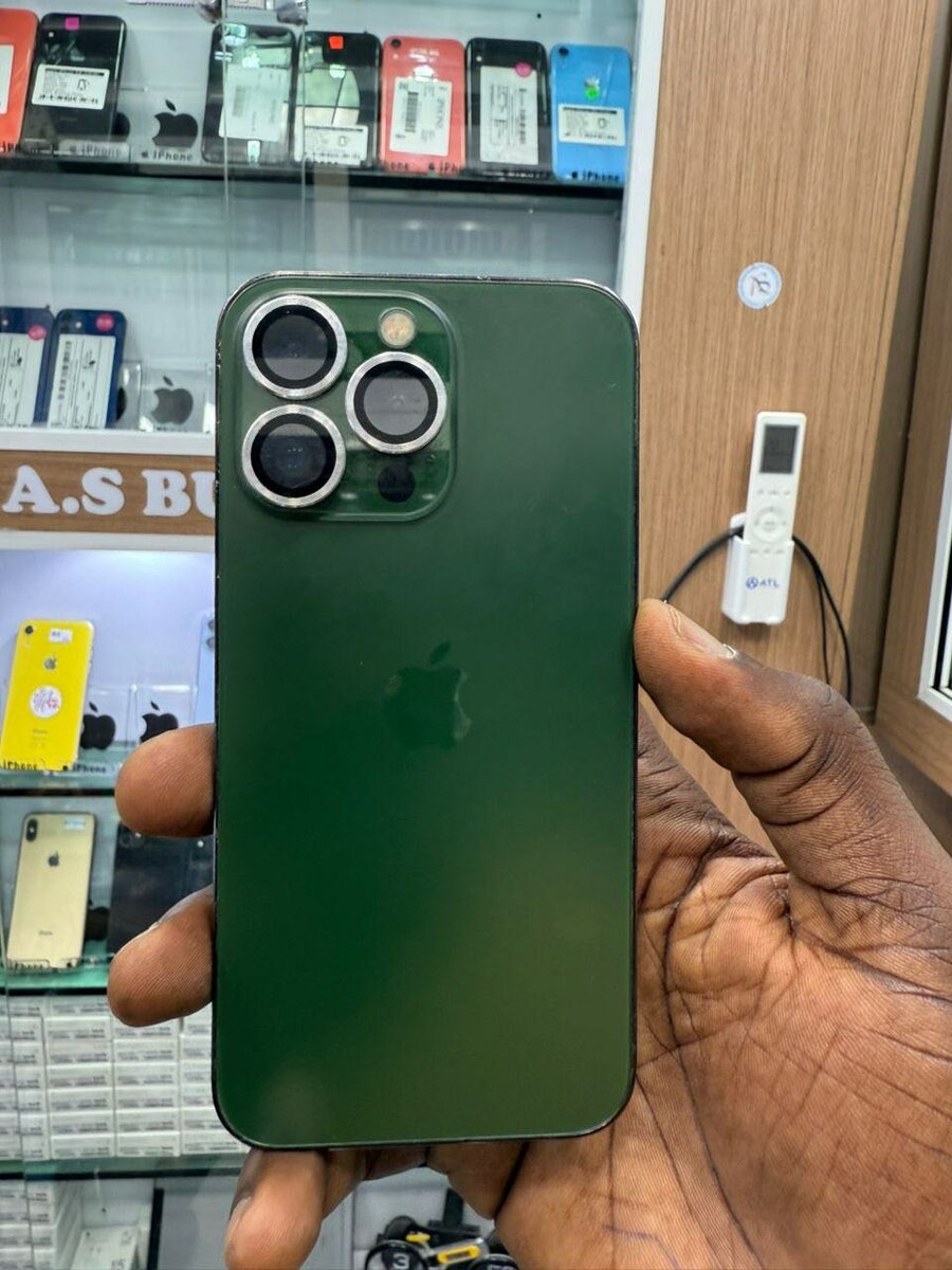 13pro 128g très propre