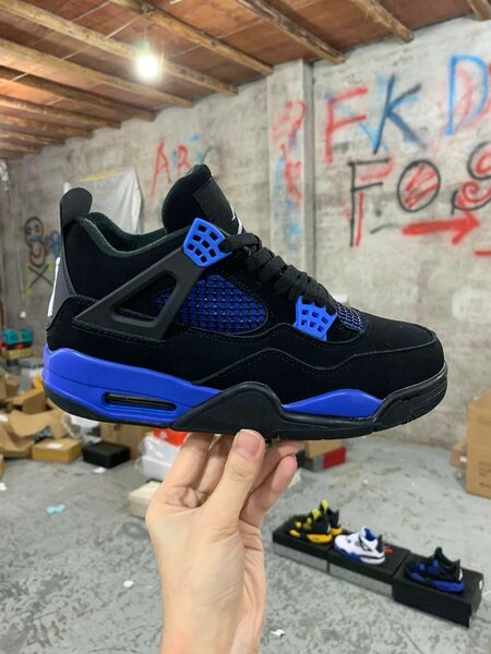Air Jordan 4