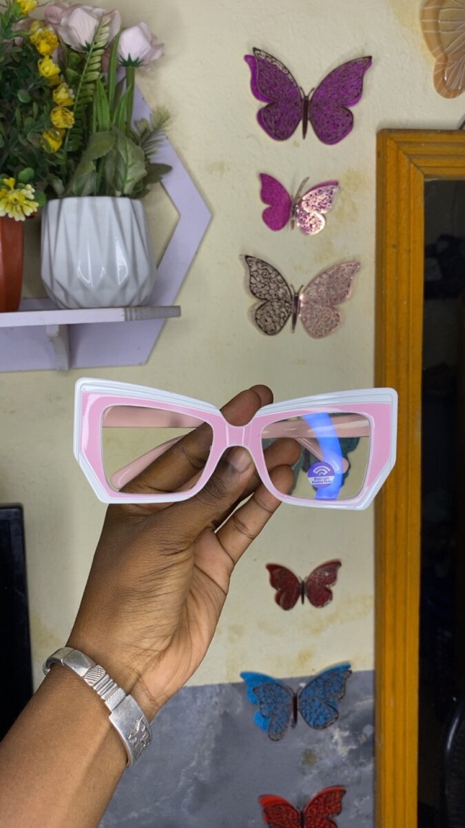 Lunettes de Soleil Élégantes