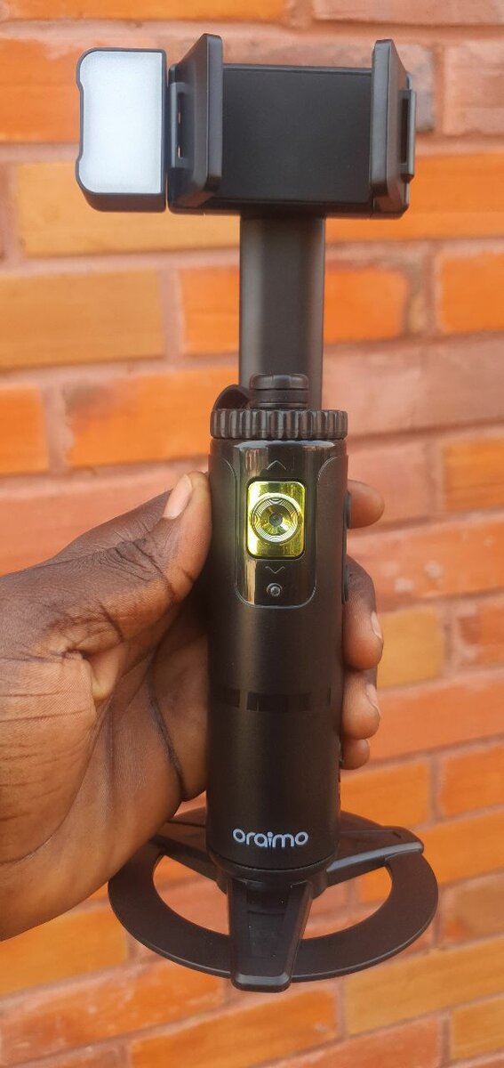 The Oraimo FlowMotion Smart Face-Tracking Gimbal