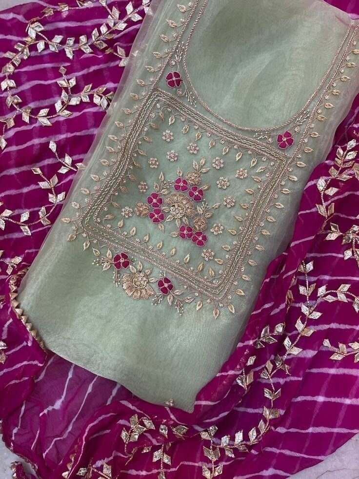 Shafoon 3 Peace Suit