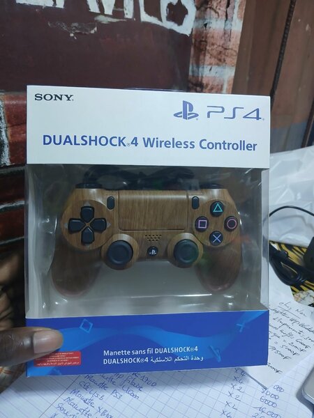 Manette PS4 DualShock 4