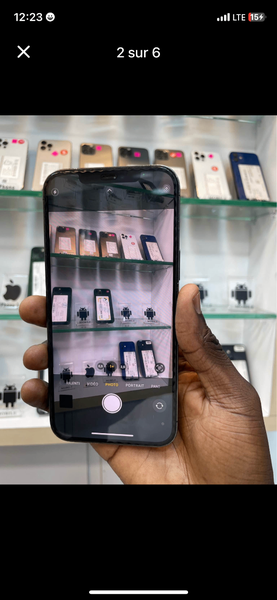 iPhone 12 Pro Max à vendre