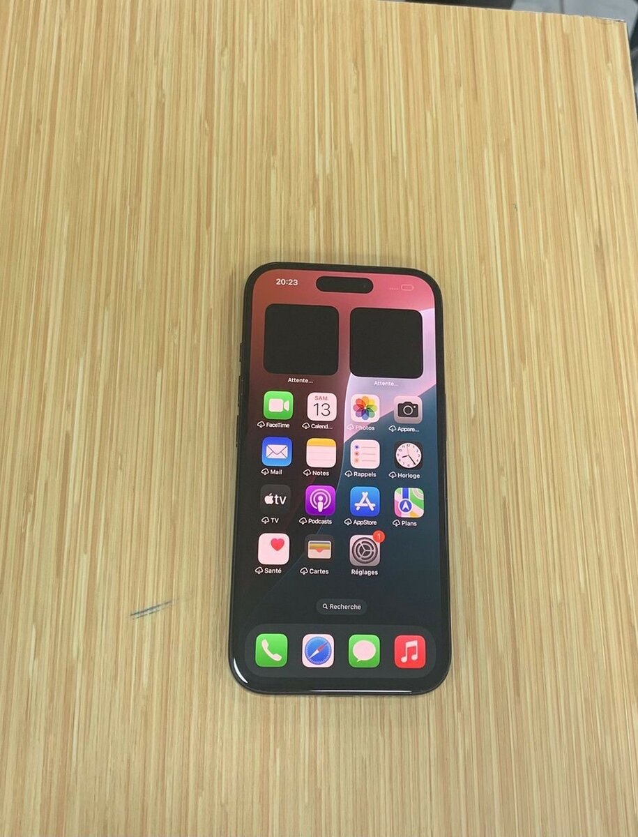 iPhone 16 128GB Noir