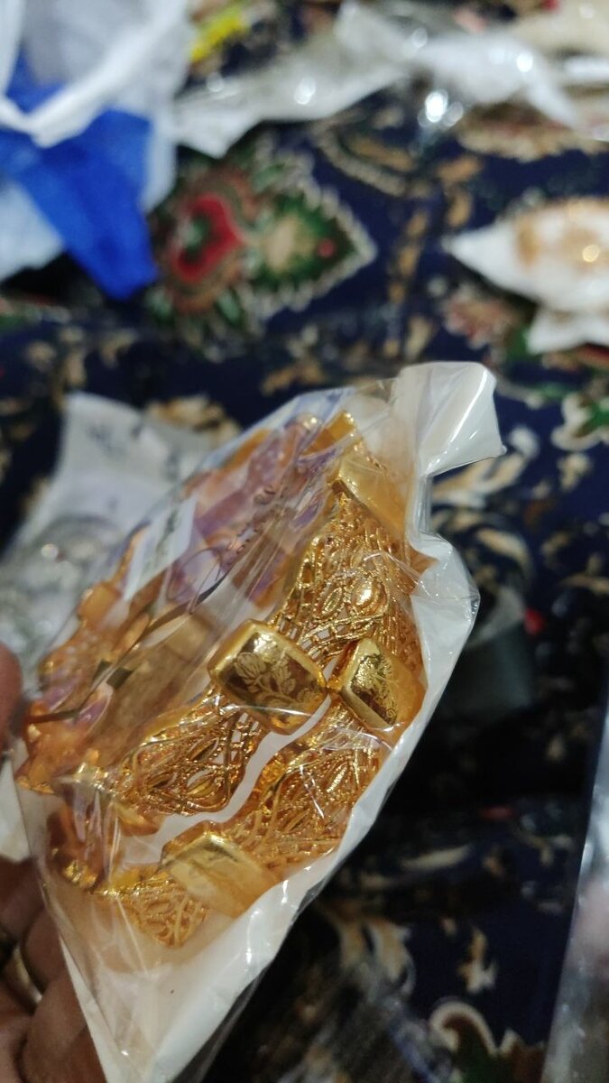 Gold platted kara set