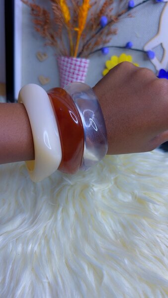Acrylic resin bangles
