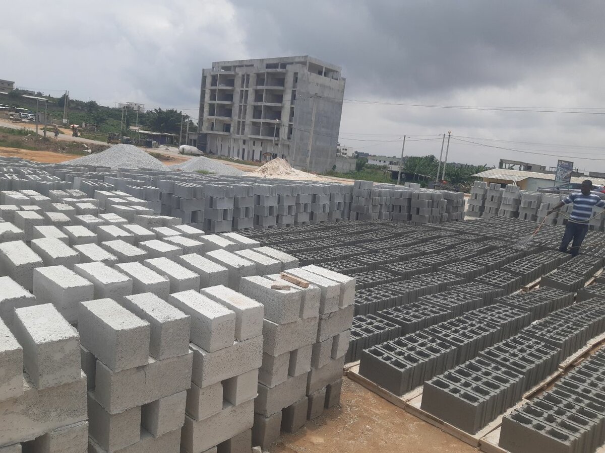 FOURNISSEUR DE BRIQUES