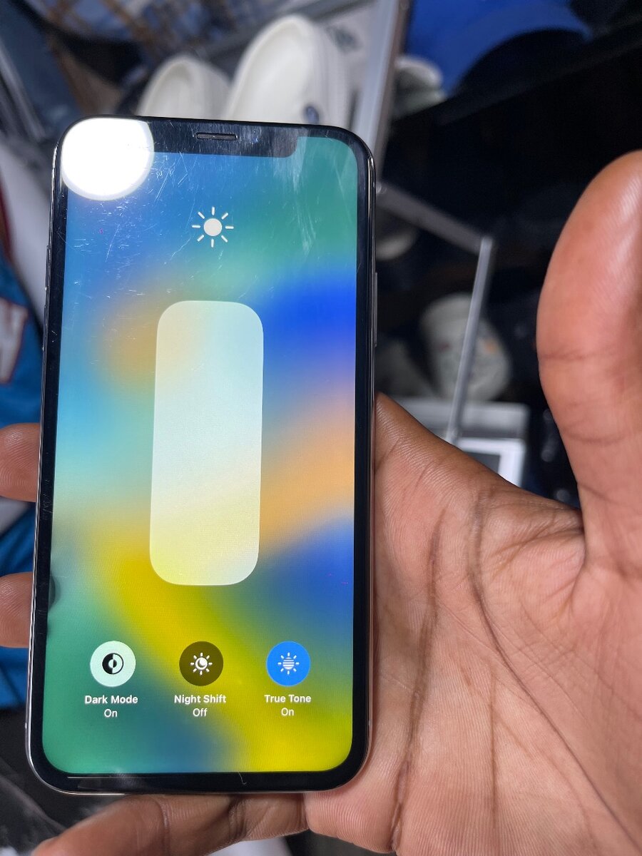 iPhone X fully functional neat battery 100