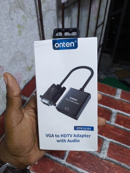 Adaptateur VGA vers HDMI