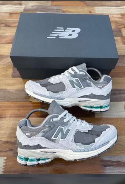 Baskets de sport modernes