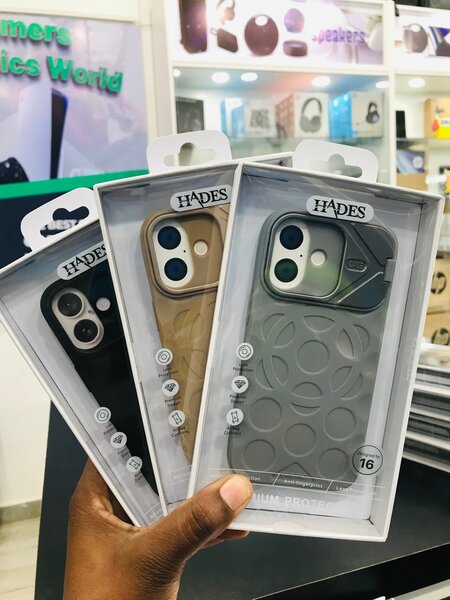 iPhone 16 cases