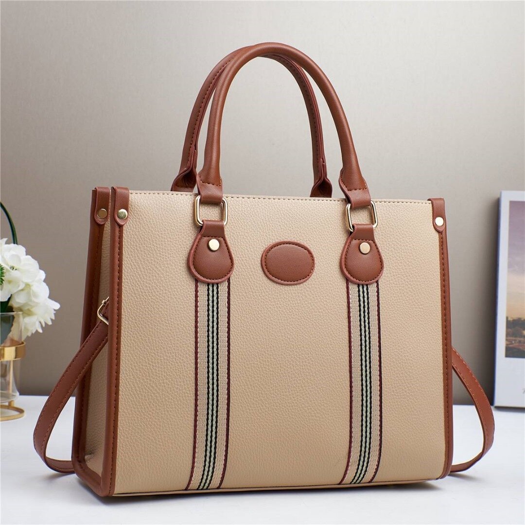 Sac à main élégant en cuir