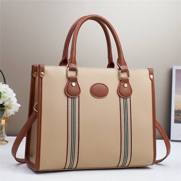 Sac à main élégant en cuir