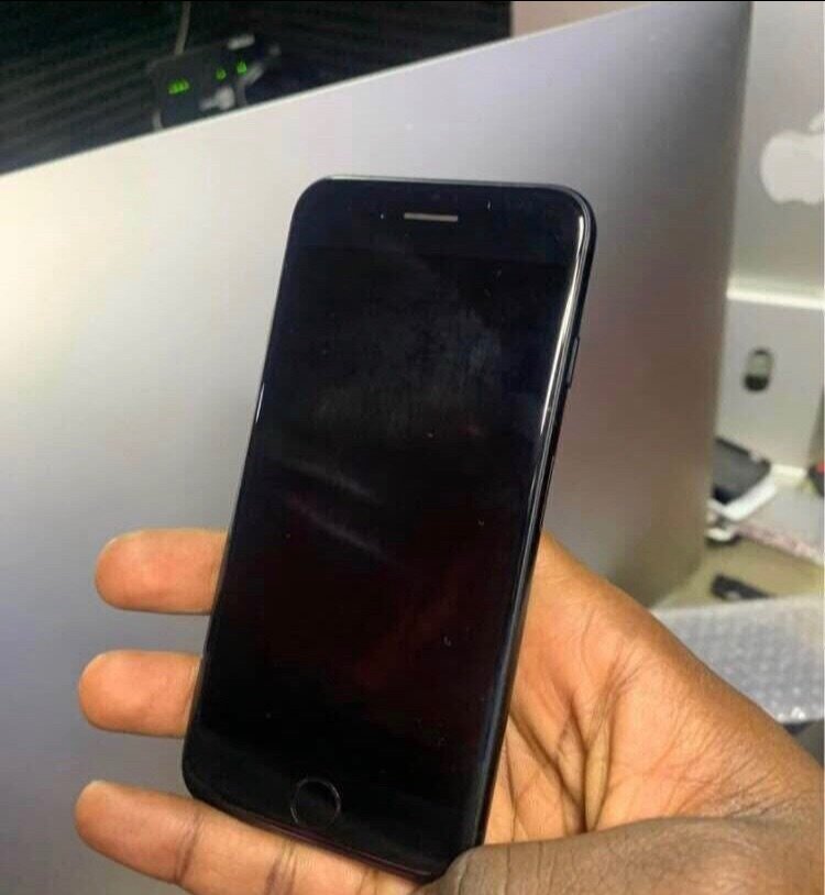 iPhone 7 couleur noir