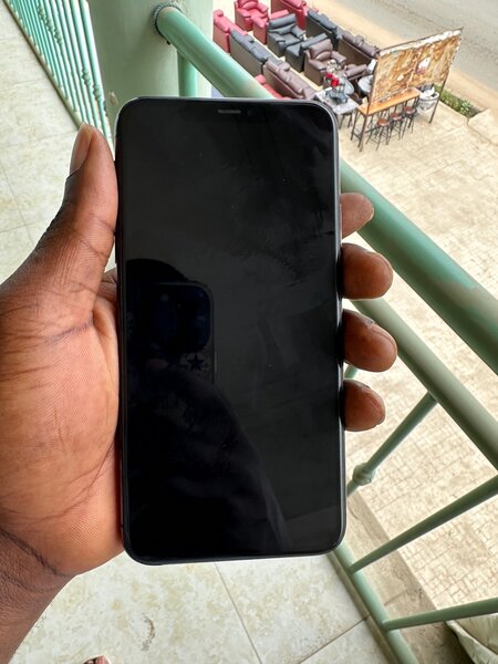 iPhone 11 Pro Max 64gig