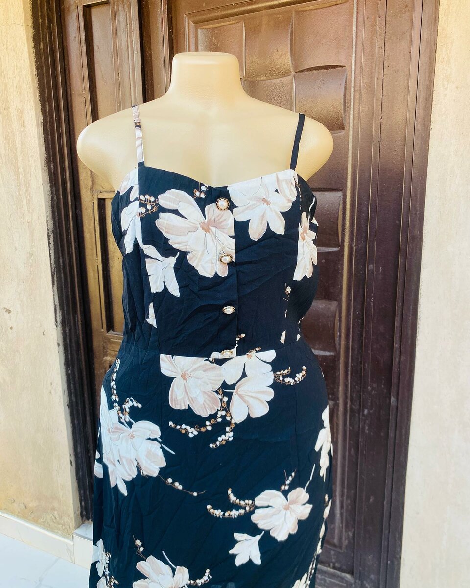 Floral dress black