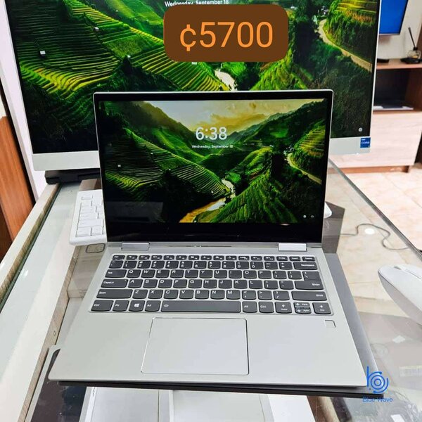 LENOVO YOGA 13* Intel️ core i5 8th generation vpro