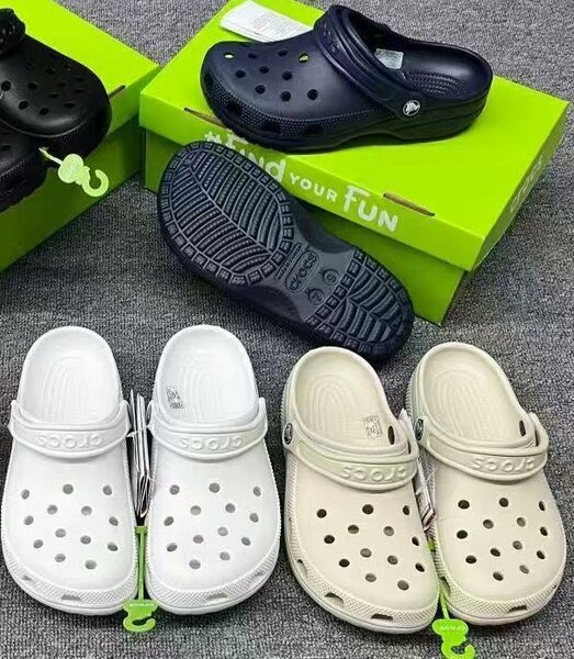 Sandales confortables CROCS