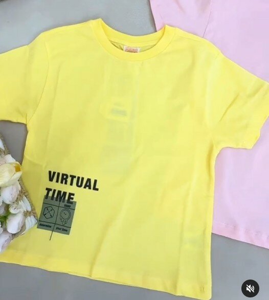 Футболка желтая
