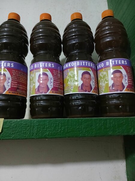 Boisson gona,  vital verdo , franko bitter