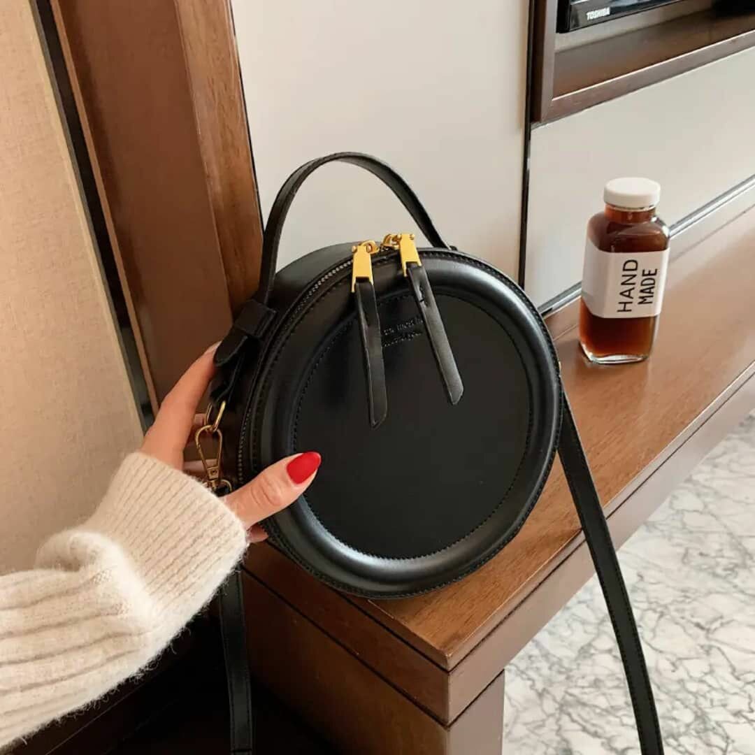 Sac Rond en Cuir Élégant