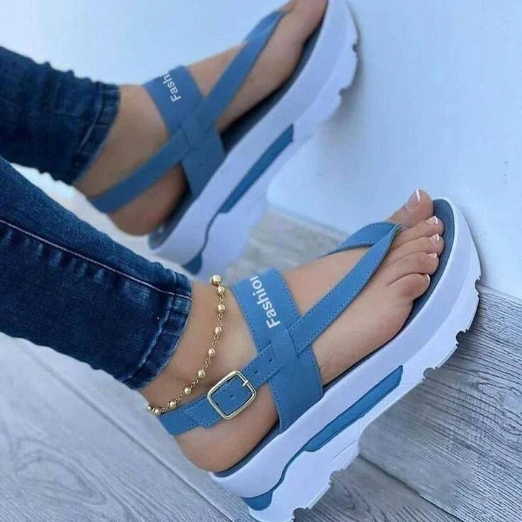 Ladies sandals