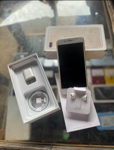 iPhone 7 Plus propre sans souc