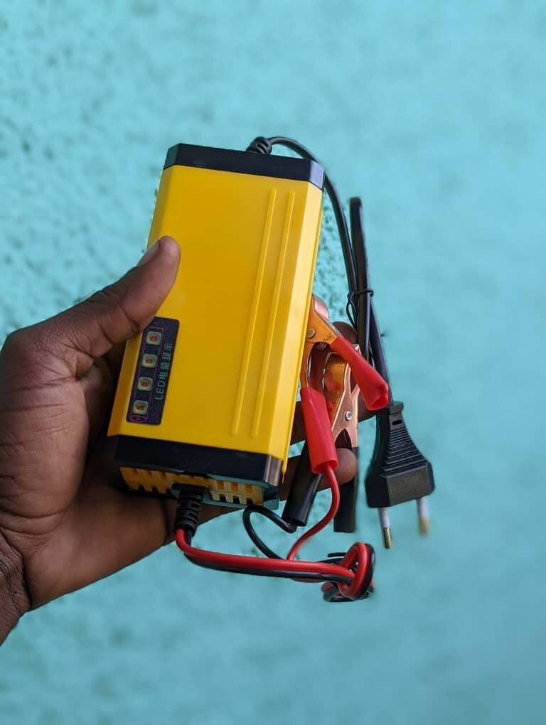 Smart car battery charger