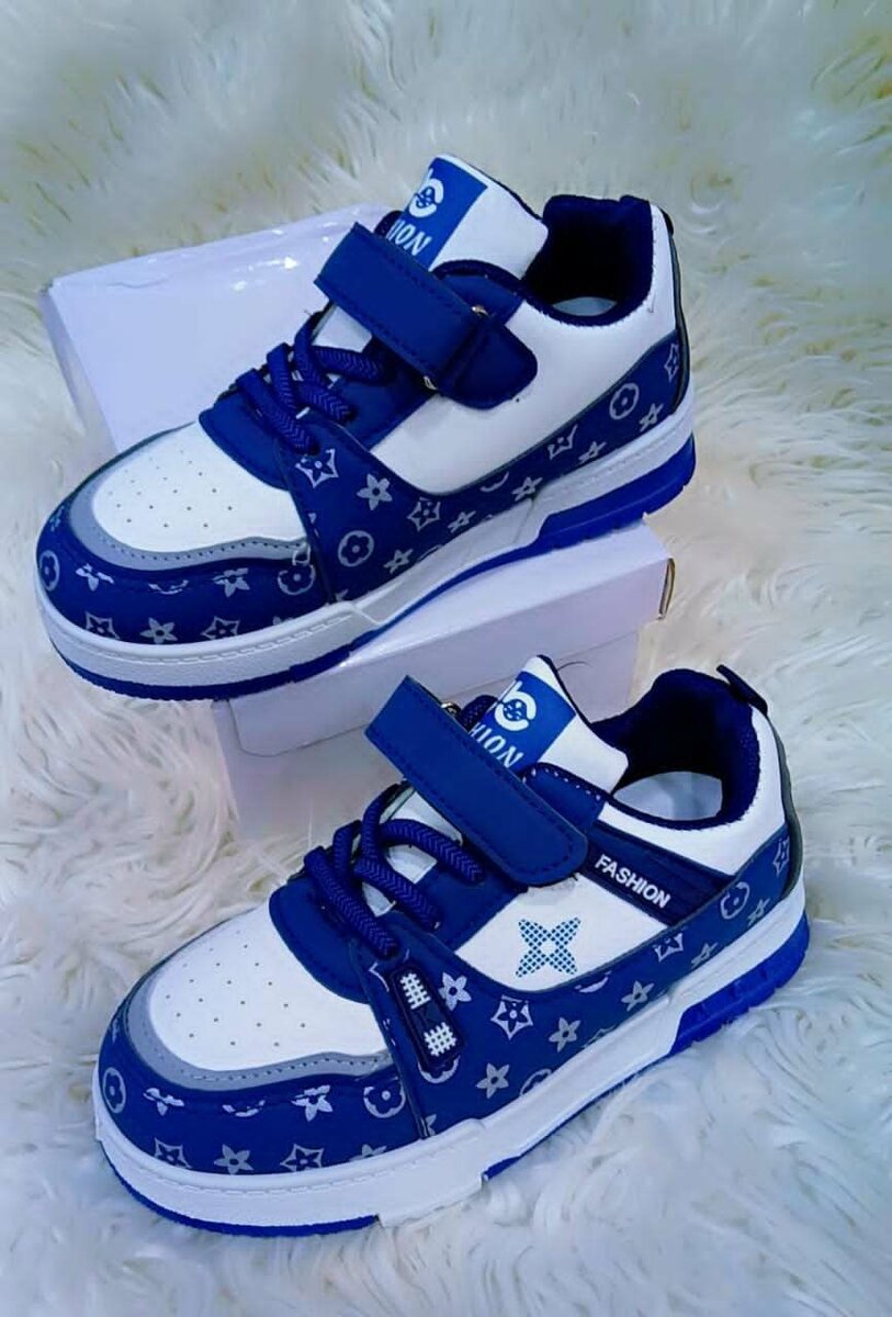 Magnifique chaussures pour enfants 26 à 37