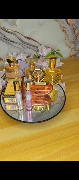 Coffret de Parfums Élégants