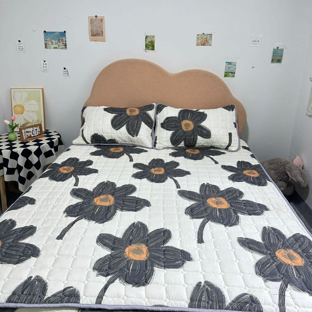 Waterproof mattress cover