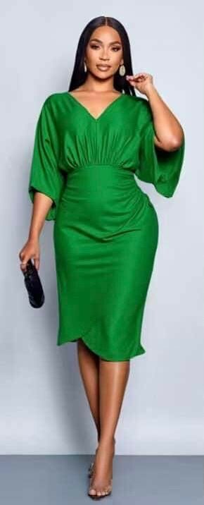 Robe verte élancée élégante