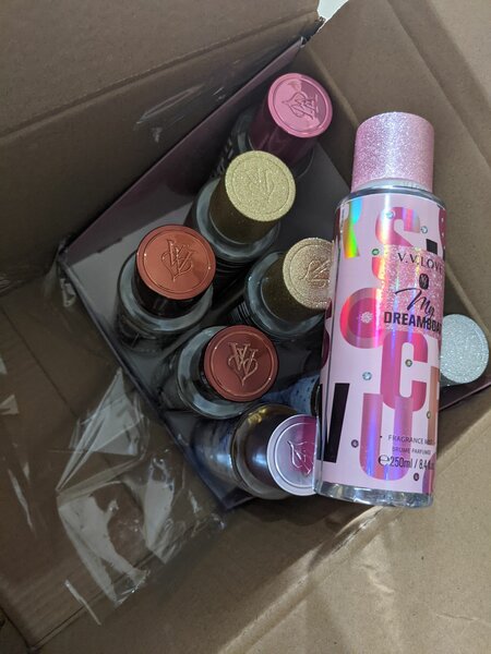 V.V Love Body Perfume