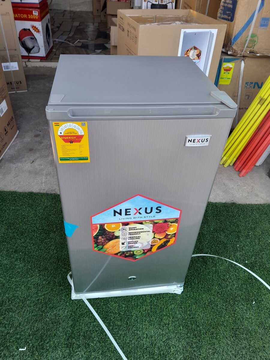 Nexus durable table top single door fridge 90 litres