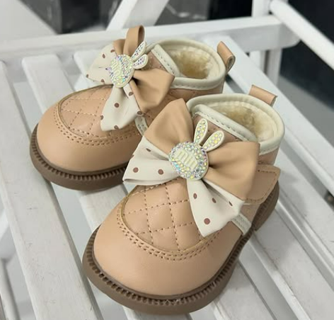 Зимние сапоги для малышей. Внутри мягкий мех, который создает комфорт для детей 🤗❤️