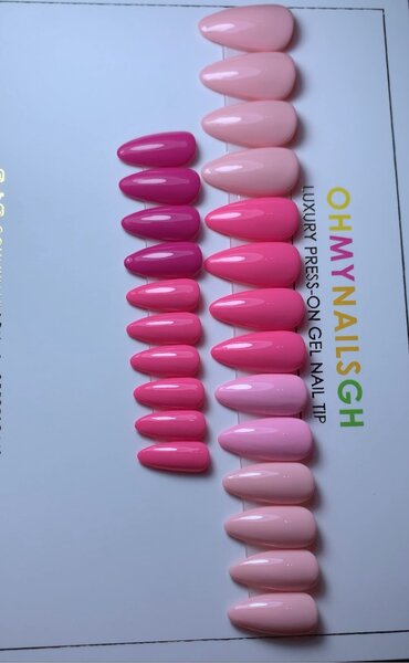 COLOR ALMOND NAILS  PRESS-ON