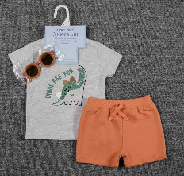 Ensemble Bébé avec lunettes