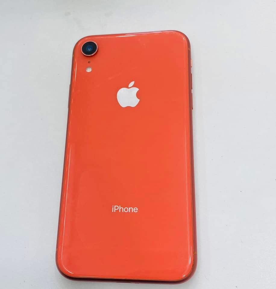 iPhone XR  128gb