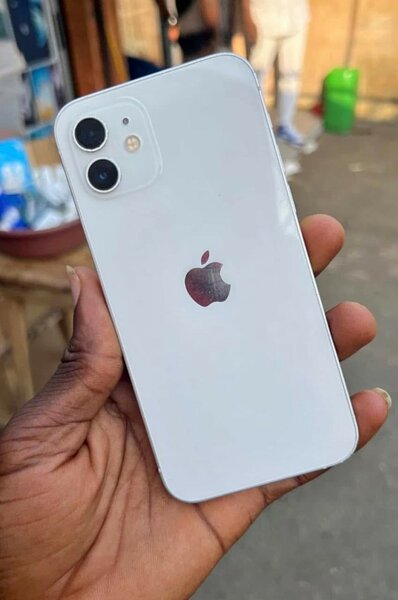 iPhone 12 Blanc 64GB