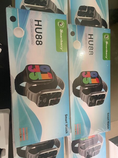 Montre Connectée HU88