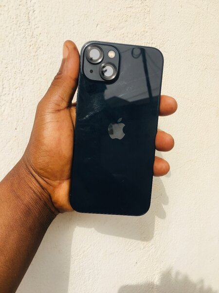 UK used iPhone 13 128GB , factory unlocked